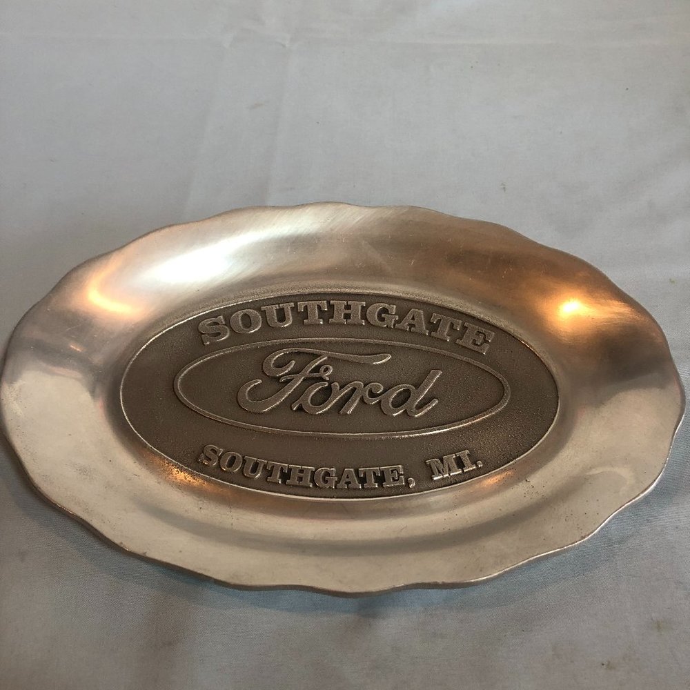 UNIQUE! Pewtarex Southgate Michigan FORD Dealership Plate Dish #F59